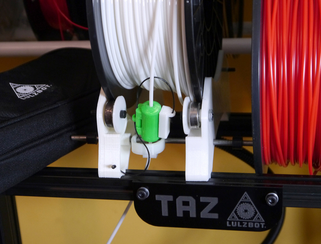 Filament Oiler/Cleaner with Print-in Hinge, now with rollout ala 3D Print 102168