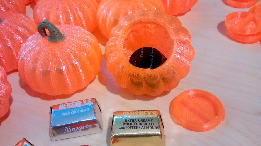 Small Pumpkin Container with Locking Cap For Candy Pieces 3D Print 108494