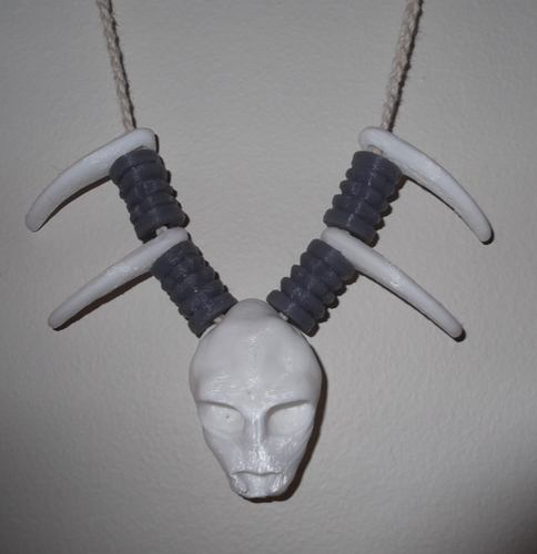 Predator Necklace 3D Print 127362