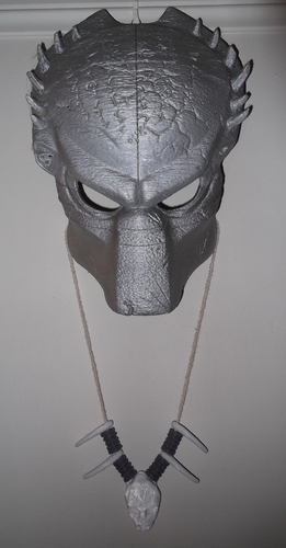 Predator Necklace 3D Print 127363