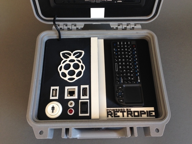 Retro Pie Box - Portable Raspberry Pi Emulation Console ***OUTDA 3D Print 139636