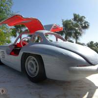 German Luxury Car Model - Thumbnail 4