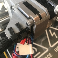 Small nema 17 wiring harness mount 3D Printing 192617