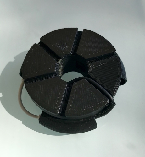 Earphones wire rotating holder 3D Print 198733