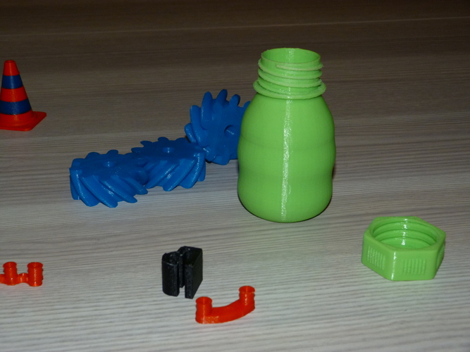 Small Bottle with safety cap ( left hand thread ) 3D Print 21999