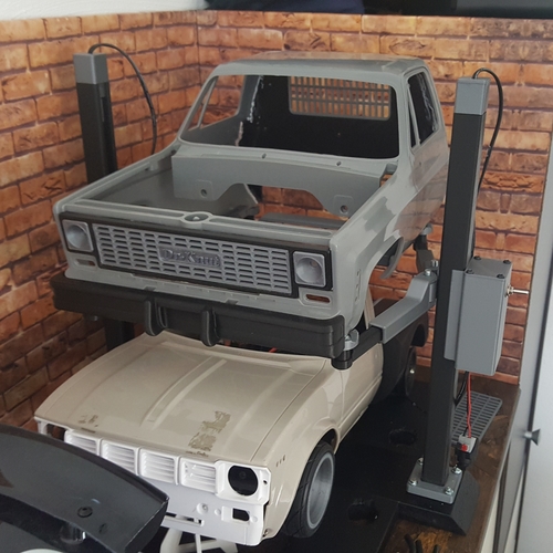 Scaler Crawler Car Truck 2 Säulen-Hebenbühne / two column lift 3D Print 246130 Scaler Crawler Car Truck 2 Säulen-Hebenbühne / two column lift 3D Print 246130