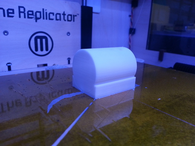 3Dprint a near perfect cylinder lying down 3D Print 25769