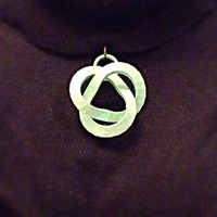 Small Abstract Knot Pendant 3D Printing 26451