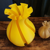Small In the moment Vase 3 3D Printing 278608