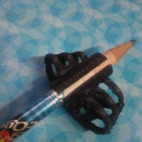 Small Adaptador ergonómico para lápiz o crayon 3D Printing 279885