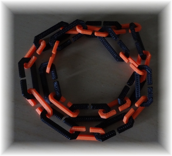 simple linked chains with the letter C 3D Print 28364