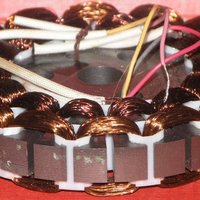 Perendev Magnet Motor with generator - Thumbnail 9