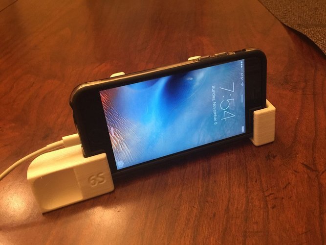 Auggie's iPhone 7, 6 and 6S cradle with  w sound amplifier 3D Print 50761