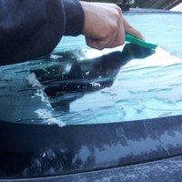 Ice Scrapper - Thumbnail 2