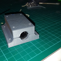 Small Linear Bearing Mount for LM12LUU 12mm rod diameter 3D Printing 69549