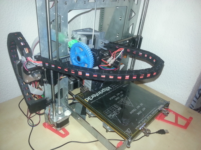 Cable chain in horizontal