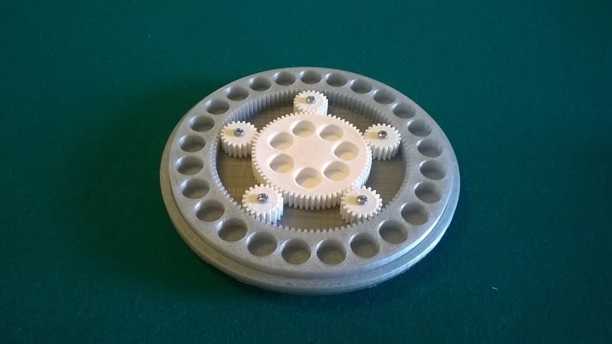 Rotating Gear holder for vape clearomizers/tanks 3D Print 77743