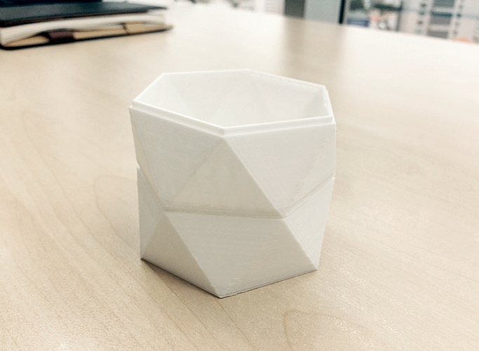 Low Poly Tray - Stackable 3D Print 98290