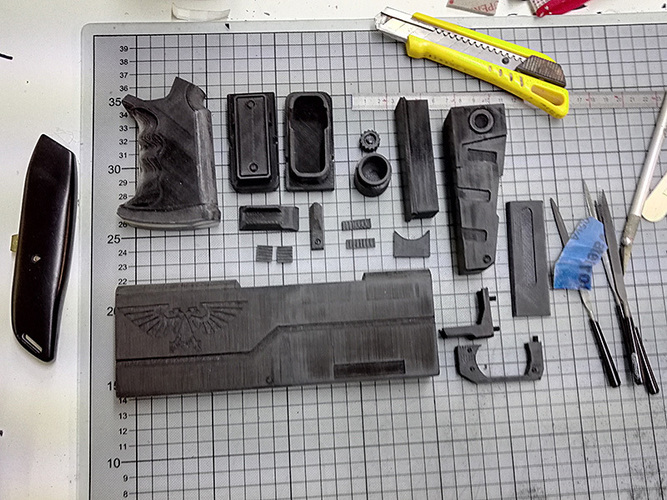 Warhammer 40K Handgun 3D Print 15290 Warhammer 40K Handgun 3D Print 15290