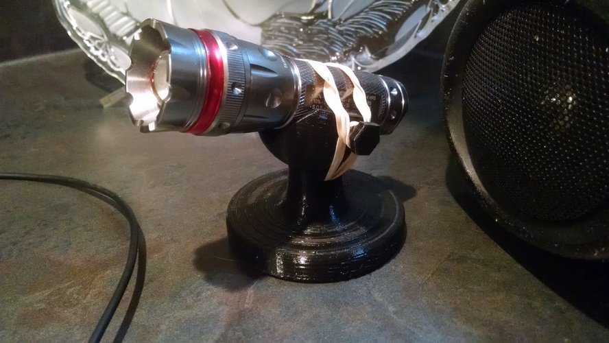 Universal 3D-printable flashlight stand 3D Print 15552 Universal 3D-printable flashlight stand 3D Print 15552