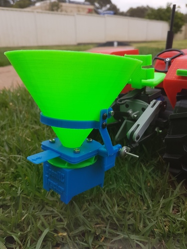 OpenRC Tractor fertilizer 3D Print 15572 OpenRC Tractor fertilizer 3D Print 15572