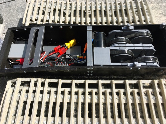PistenBully 1:14 R/C 3D Print 20904 PistenBully 1:14 R/C 3D Print 20904