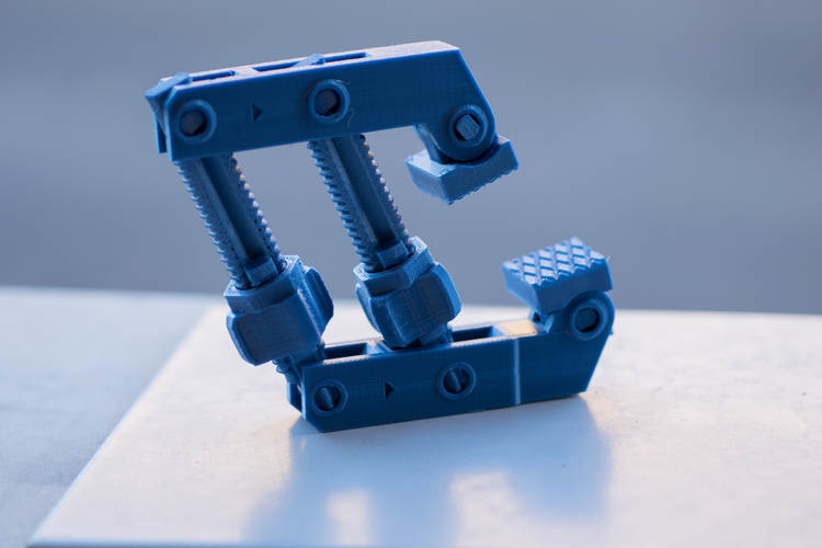 Hand-Screw Clamp 3D Print 21649 Hand-Screw Clamp 3D Print 21649