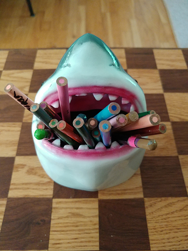 Jaws Phone Stand. 3D Print 24863 Jaws Phone Stand. 3D Print 24863