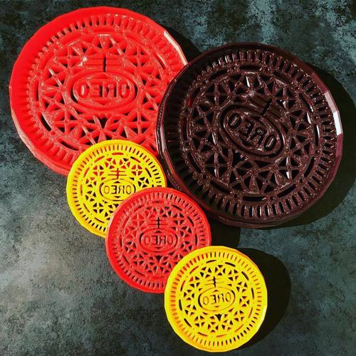 5" Oreo Cookie Cutter and Press 3D Print 29332 5" Oreo Cookie Cutter and Press 3D Print 29332
