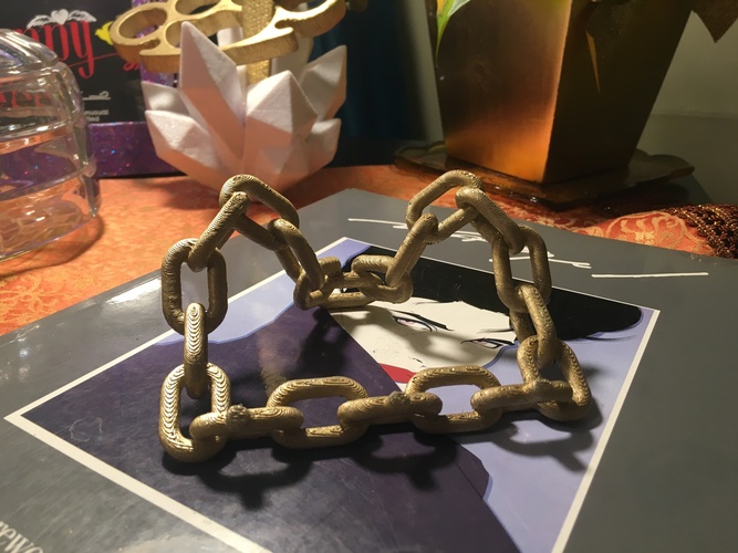 Chain Link Tablet Stand 3D Print 5021 Chain Link Tablet Stand 3D Print 5021