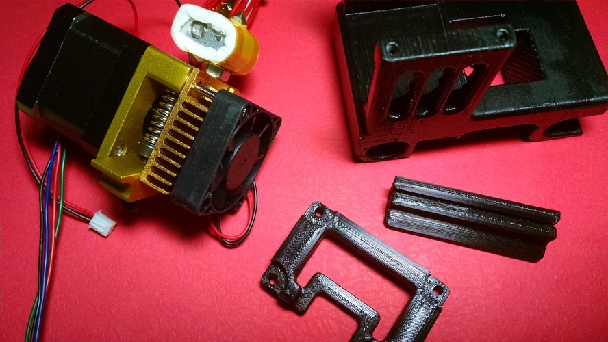 Da Vinci 1 3D Printer Extruder Carriage for MK8 3D Print 8297 Da Vinci 1 3D Printer Extruder Carriage for MK8 3D Print 8297