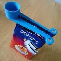 Small Coffee Scoop (4 grams) with Built-in Bag Clip 3D Printing 101287