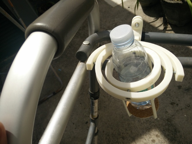 Self Aligning Cup/Bottle Holder 3D Print 101671