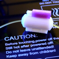 Filament Oiler/Cleaner with Print-in Hinge, now with rollout ala - Thumbnail 3