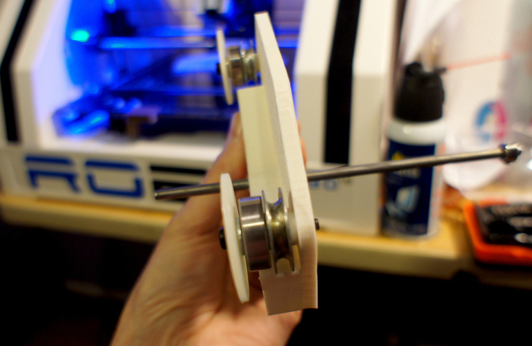 Robo3D Top mount spool holder Remix 3D Print 102282