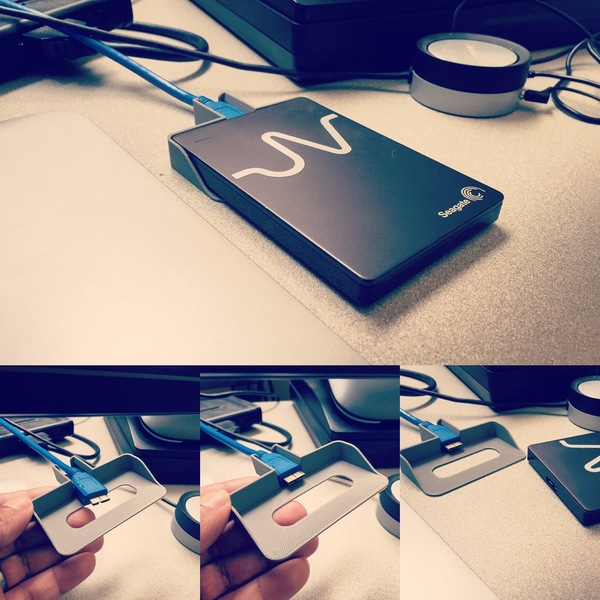 USB 3.0 Cable Retainer/Drive Dock for Seagate Slim External HD