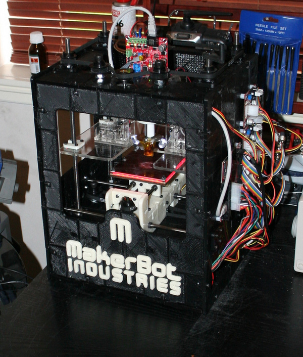 3D printed full size makerbot
