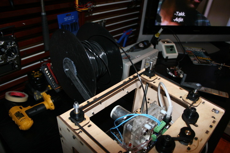 Makerbottable spool-holder 3D Print 103348