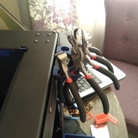 6 Tool Hanger - Thumbnail 3