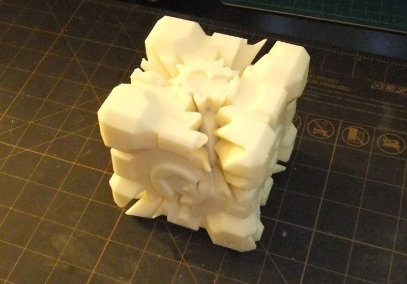 Screwless Companion Cube Gears