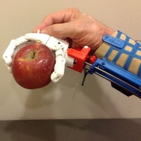 Prosthetic Hand for designers to experience - Thumbnail 4