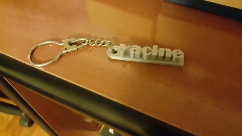 Porte clefs YACINE