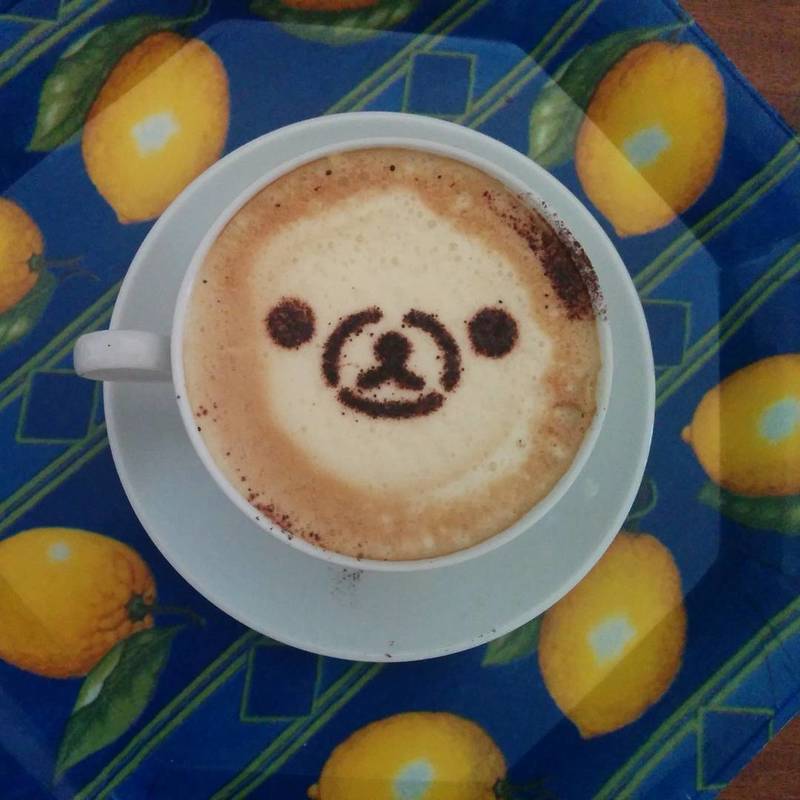 Bear stencil cacao art cappuccino 