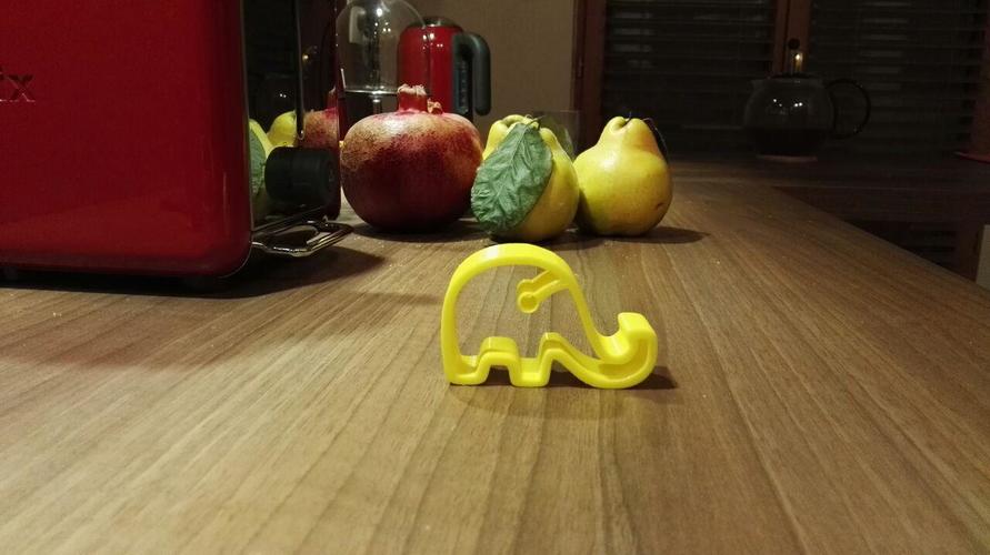 Trunky the Elephant Smartphone Holder 3D Print 108348