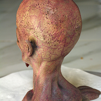 Zombie Queen Bust - Thumbnail 2