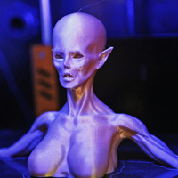 Zombie Queen Bust - Thumbnail 7