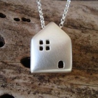 Small Pendant "House" 3D Printing 109474