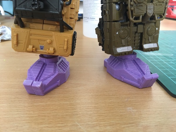 Combiner Wars Combiner foot with ball joint V2