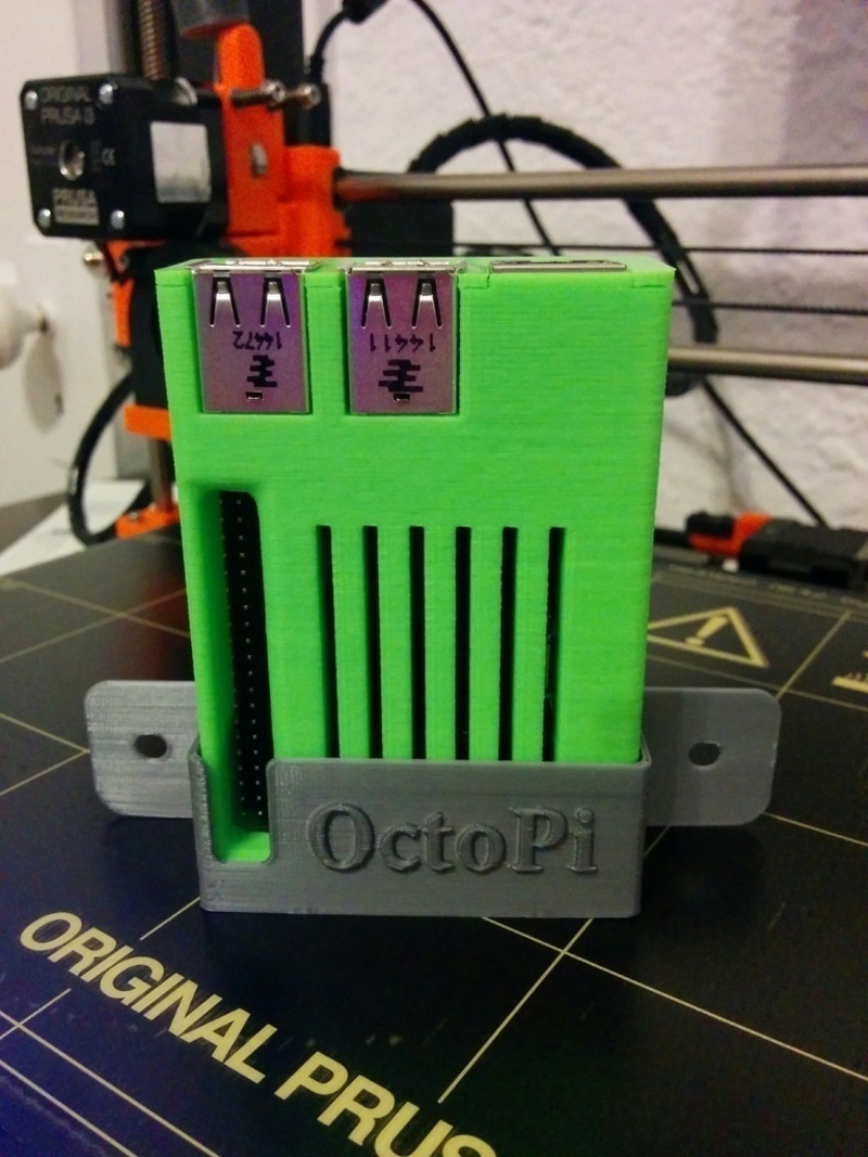 Raspberry Pi Wall Holder