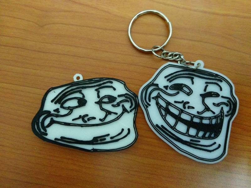 troll meme face keychain